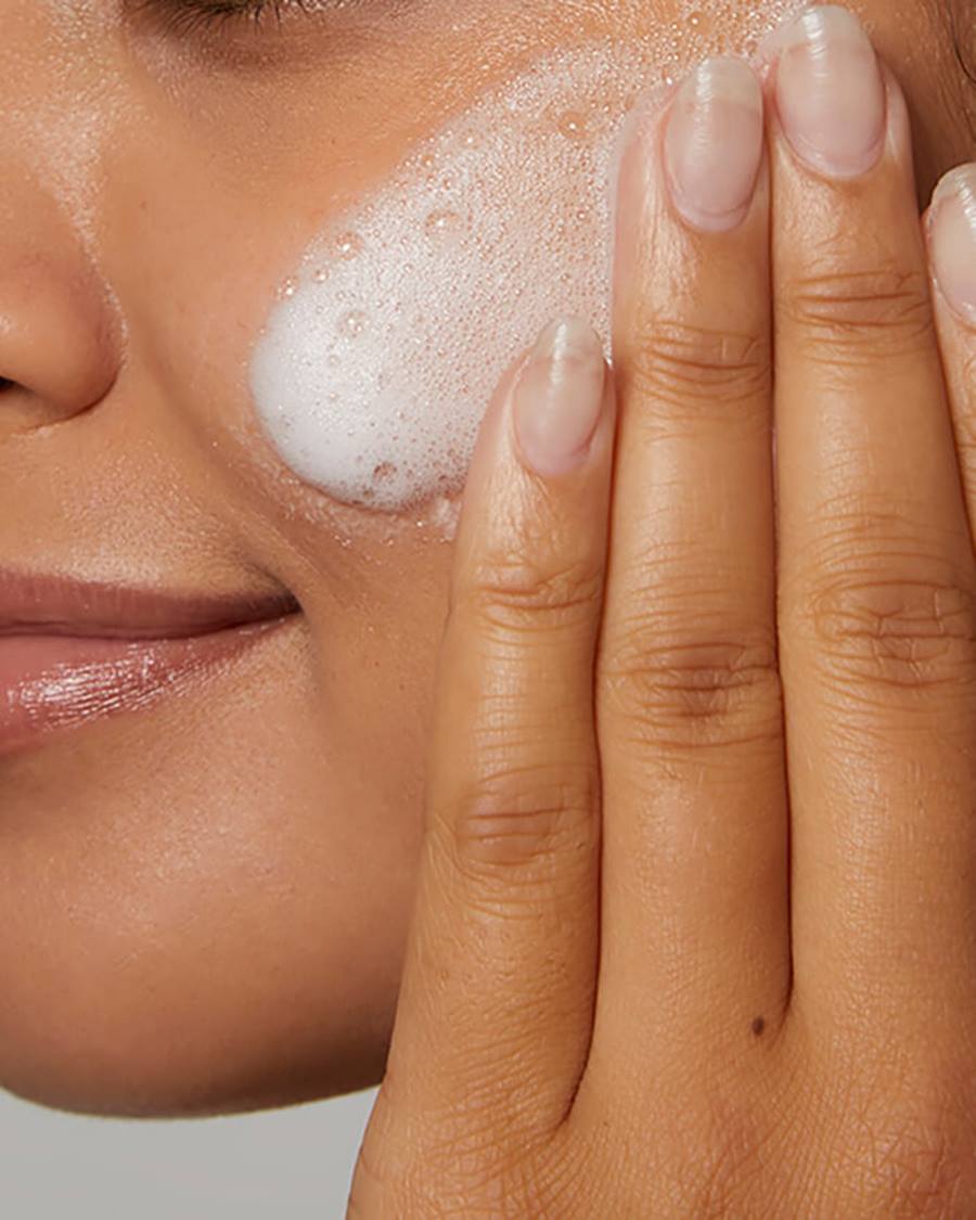 Hydrating Cream-to-Foam Cleanser(8 OZ)